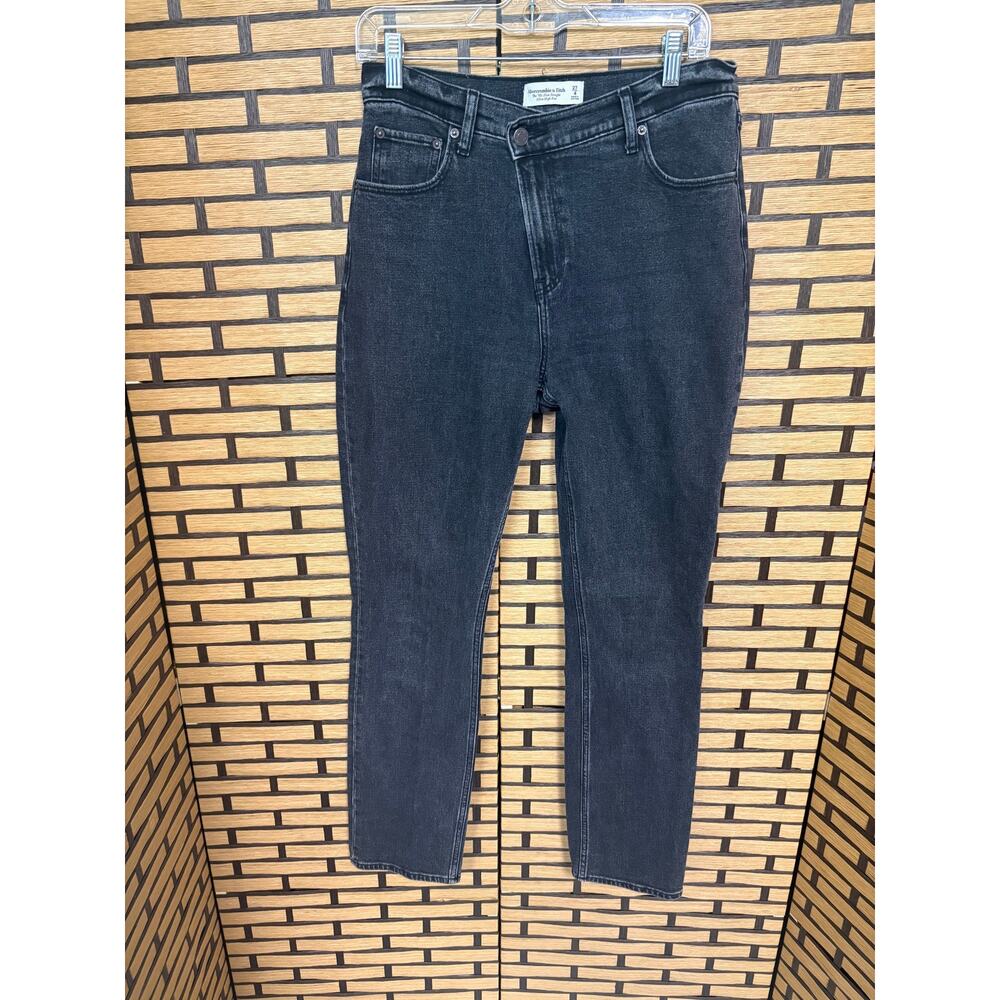 Abercrombie & Fitch Black The 90's Slim Straight Ultra High Rise Jeans Size 4/27